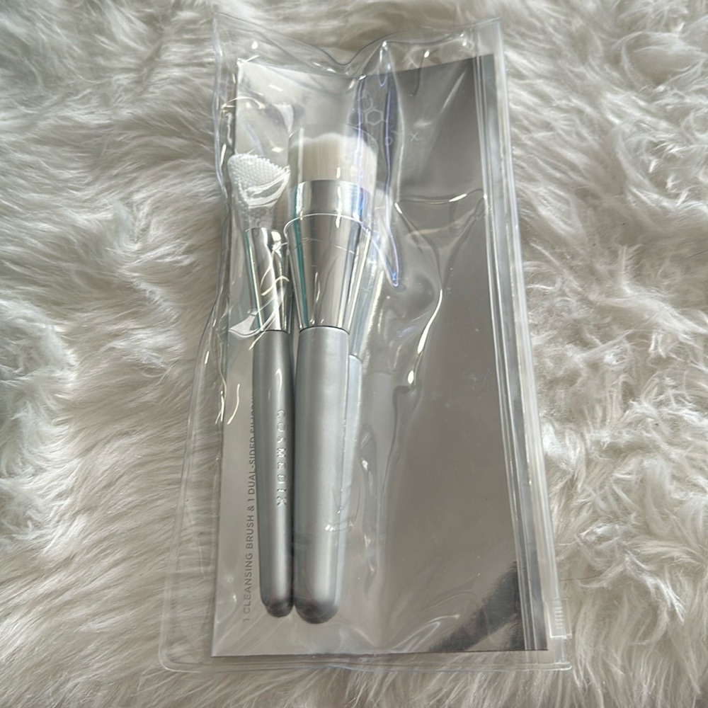 Cosmedix skincare brush set